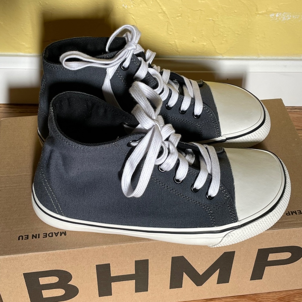 Bohempia Orik 2.0 barefoot style high top sneaker 38W